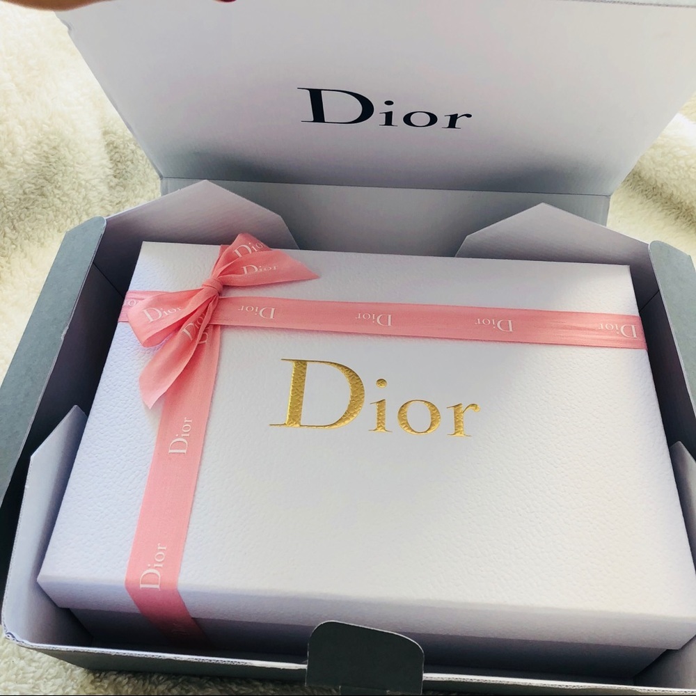 DIOR Gift Box w/ Pink Ribbon CD Paper & Sticker - Picture 6 of 8